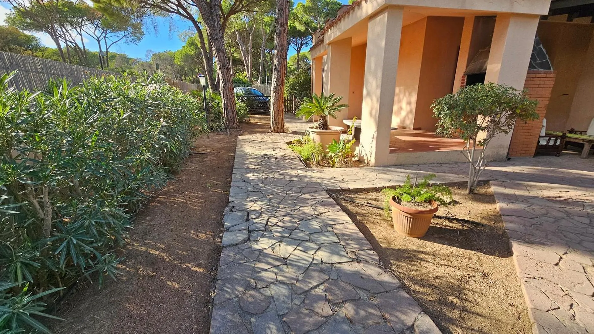 Villa Pinewood Santa Margherita di Pula 0*,