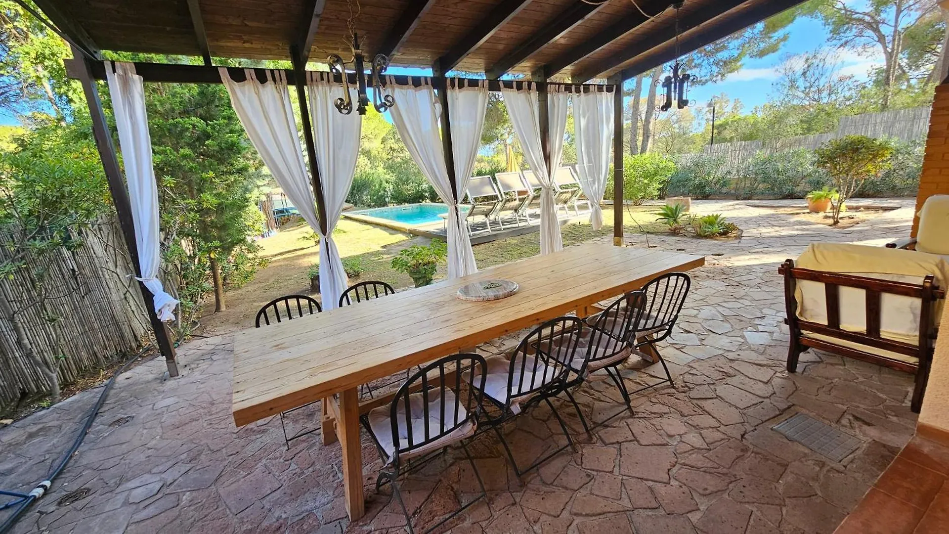 Villa Pinewood Santa Margherita di Pula 0*,  Itálie